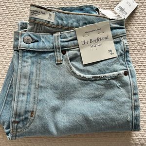 Abercrombie the boyfriend mid rise jean